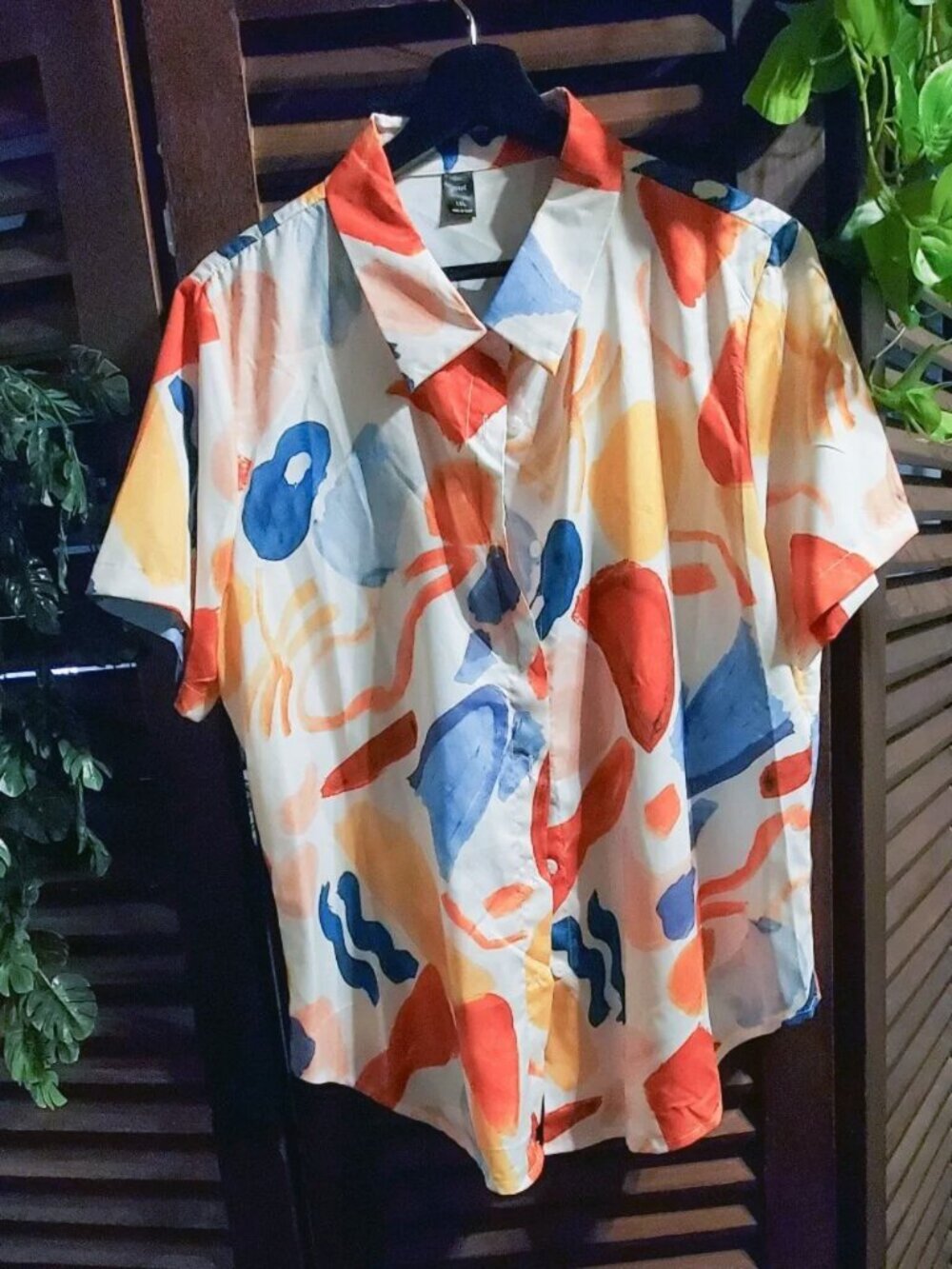 Abstract Button-Down Top - Picture 2 of 2